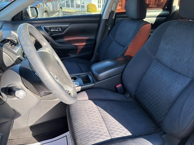 Used 2016 Nissan Altima 2.5 S w/ Power Driver Seat Package image 9