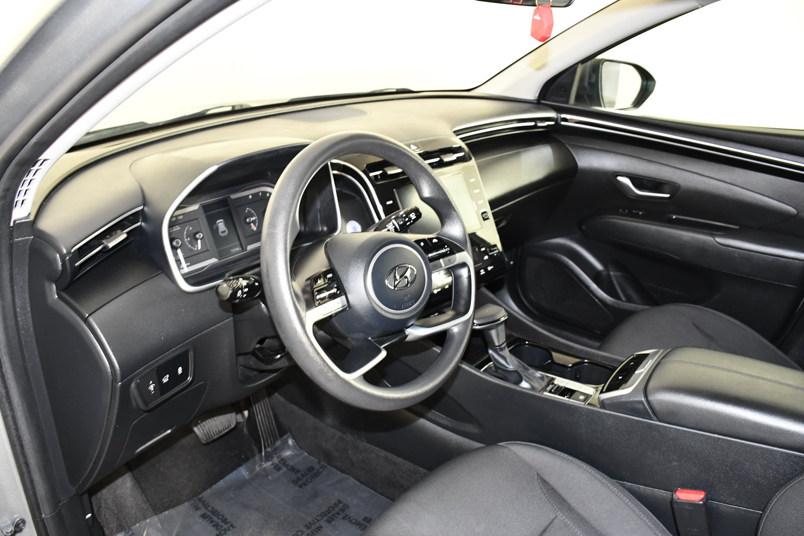 Used 2024 Hyundai Tucson SEL AWD/4WD image 35