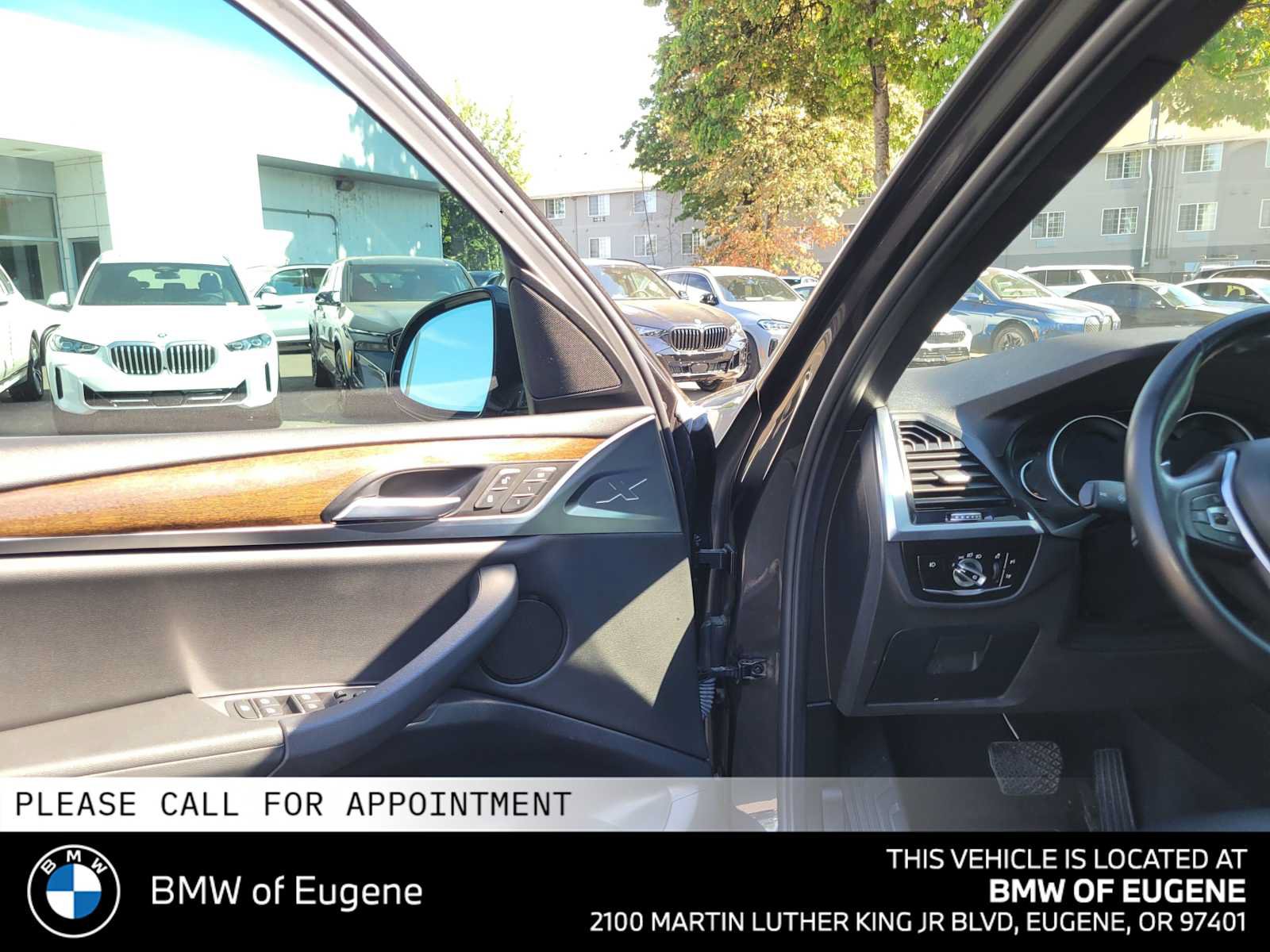 Used 2018 BMW X3 xDrive30i AWD/4WD image 23