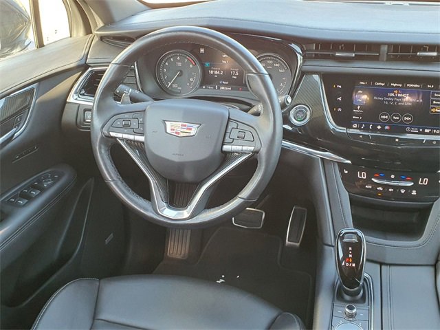 Used 2021 Cadillac XT6 Sport image 19