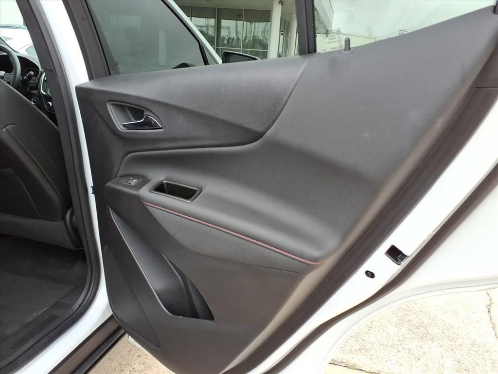 Used 2024 Chevrolet Equinox RS w/ RS Leather Package image 13