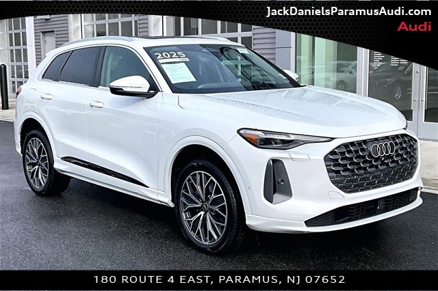 Used 2025 Audi Q5 Premium Plus w/ Premium Plus image 9
