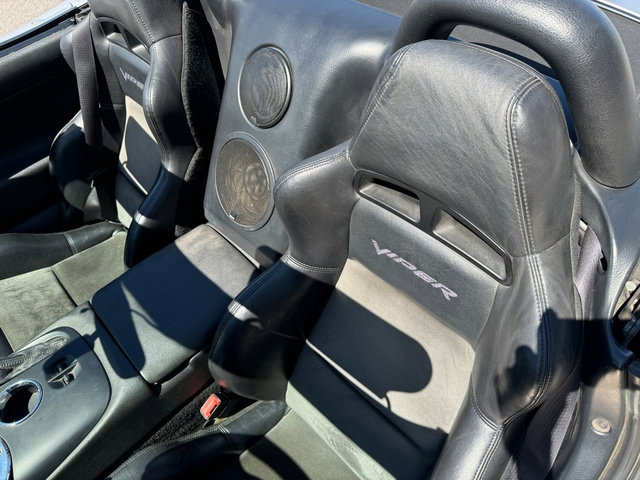 Used 2003 Dodge Viper SRT-10 image 18
