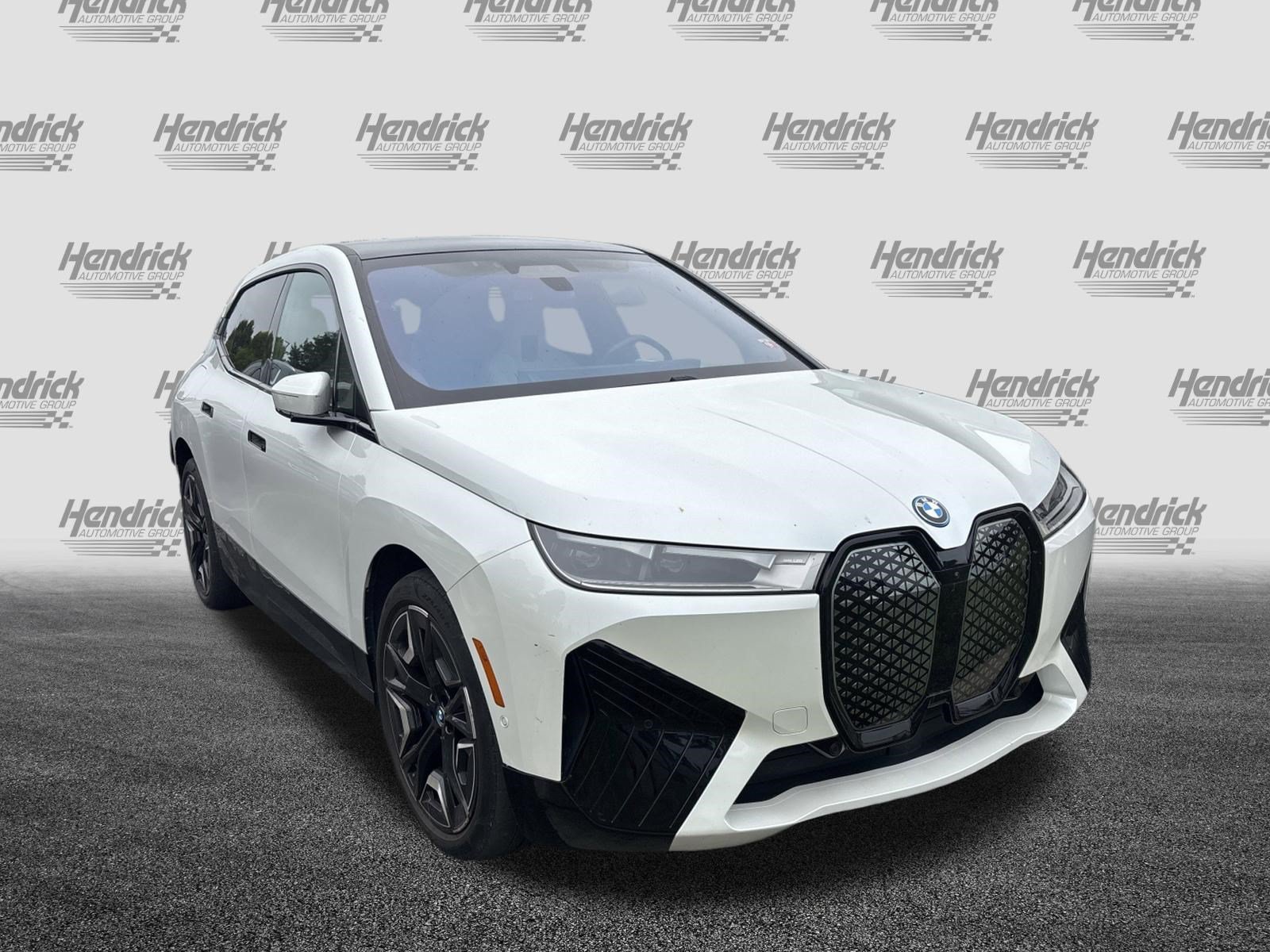 Certified 2024 BMW iX xDrive50 w/ Premium Package AWD/4WD image 6