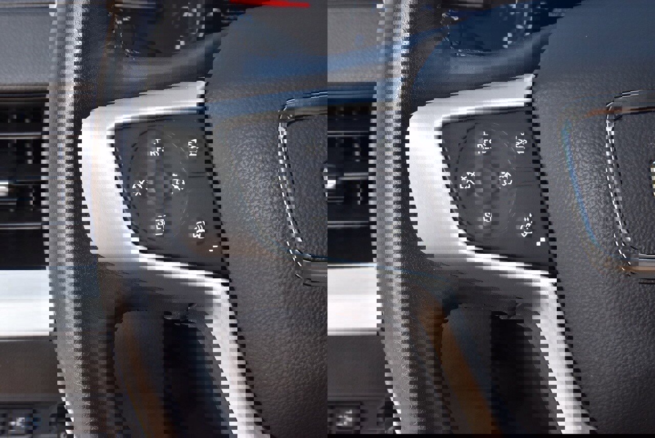 Used 2022 GMC Terrain SLT w/ Infotainment Package II image 23