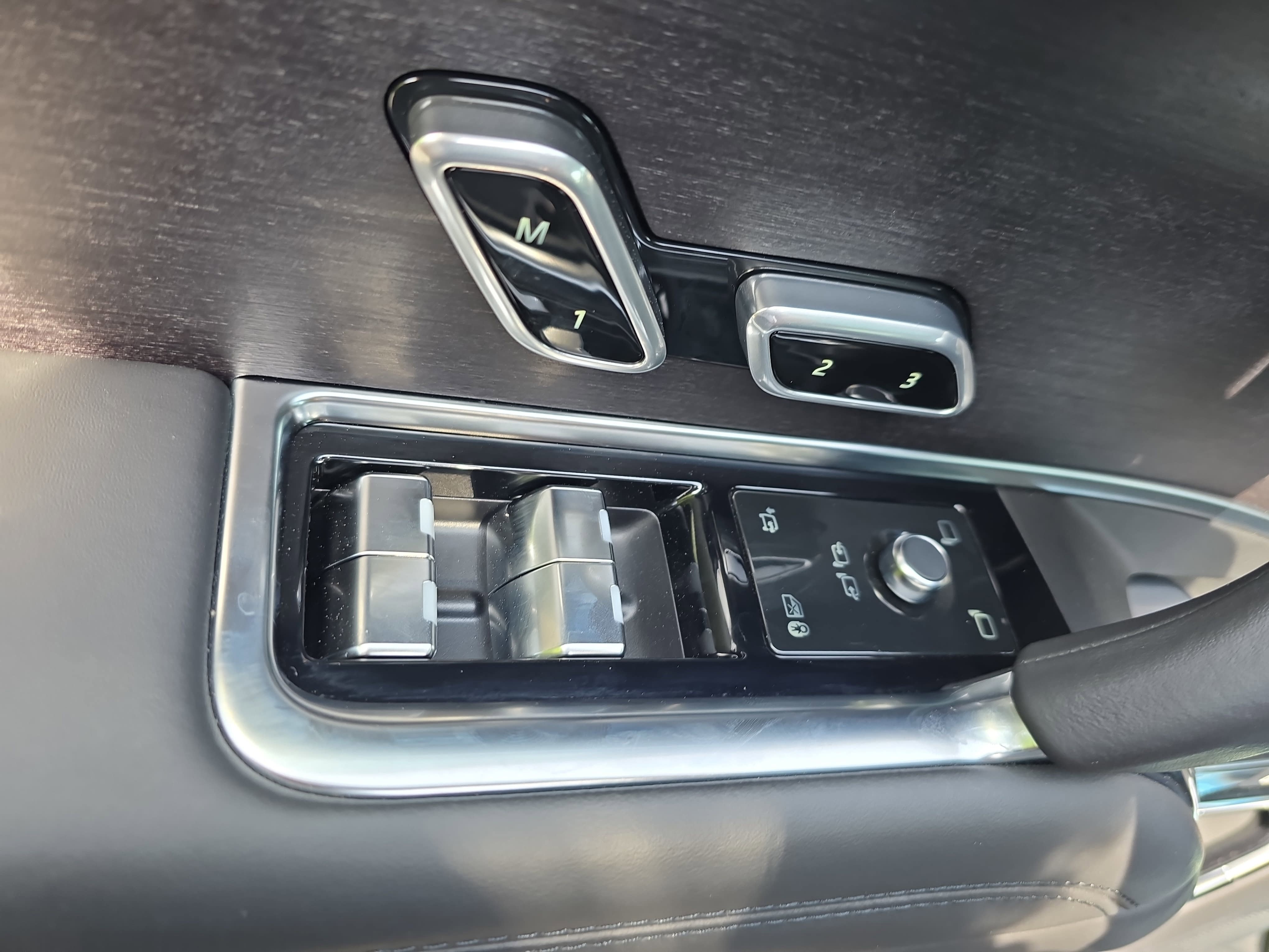 New 2026 Land Rover Range Rover SE AWD/4WD image 27