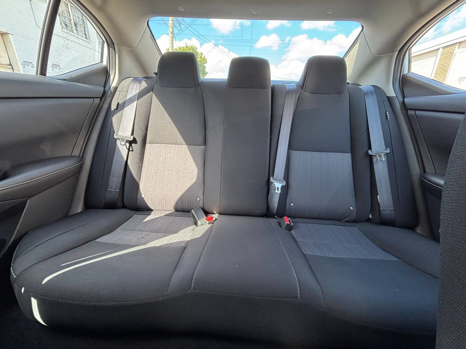 Used 2025 Nissan Sentra SV FWD image 36