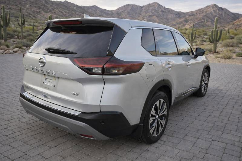 Used 2021 Nissan Rogue SV image 5