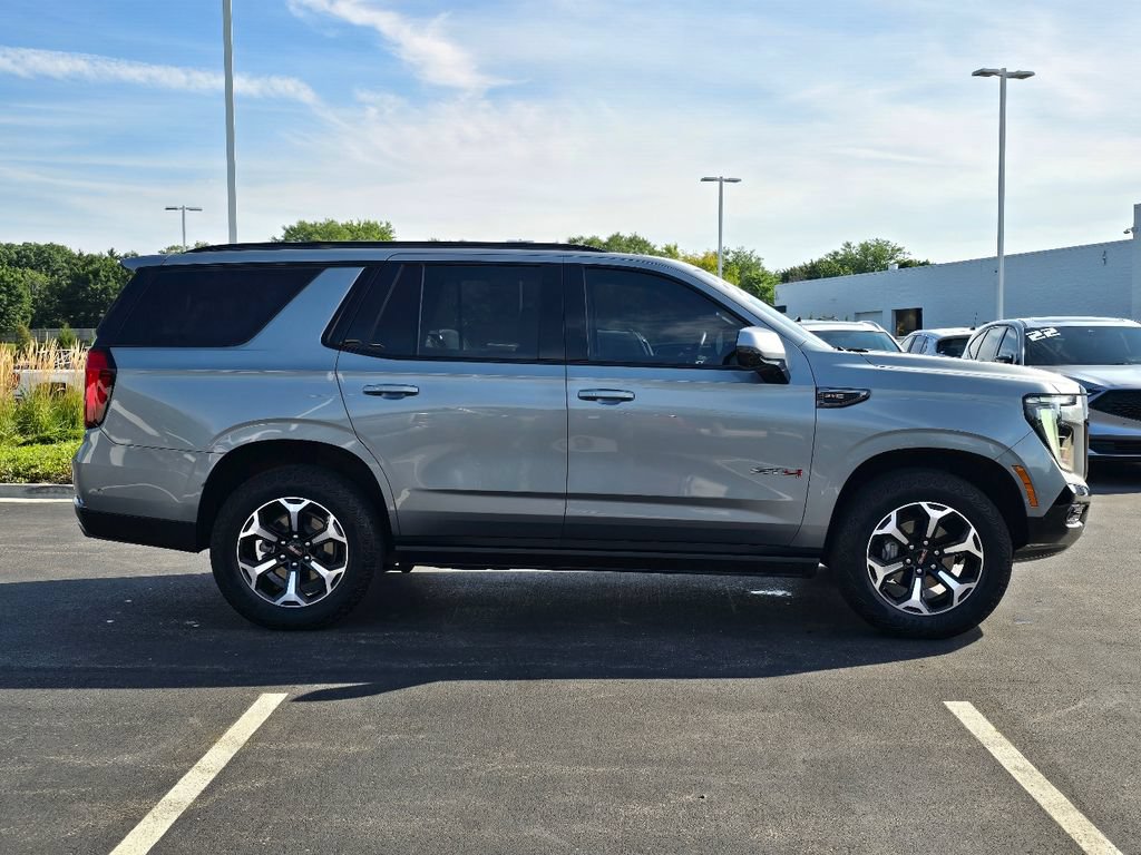 Certified 2025 GMC Yukon AT4 w/ AT4 Premium Package AWD/4WD image 7