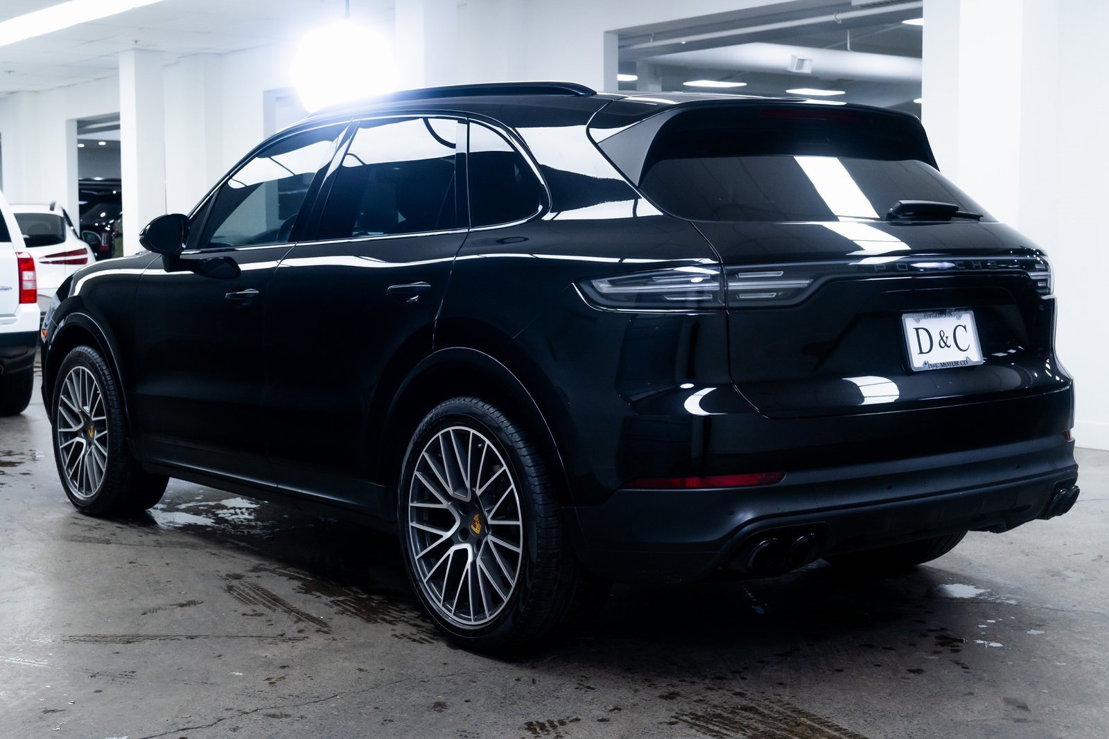 Used 2019 Porsche Cayenne Base image 4