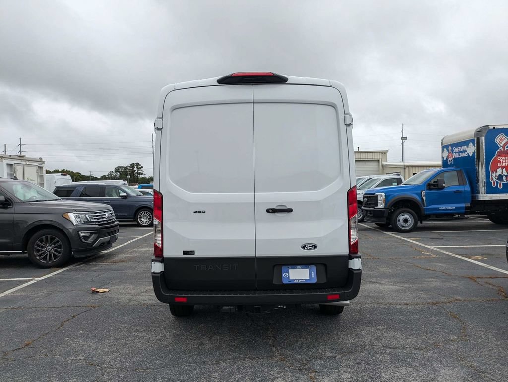 New 2027 Ford Transit 250 148 Medium Roof w/ Load Area Protection Package RWD image 5