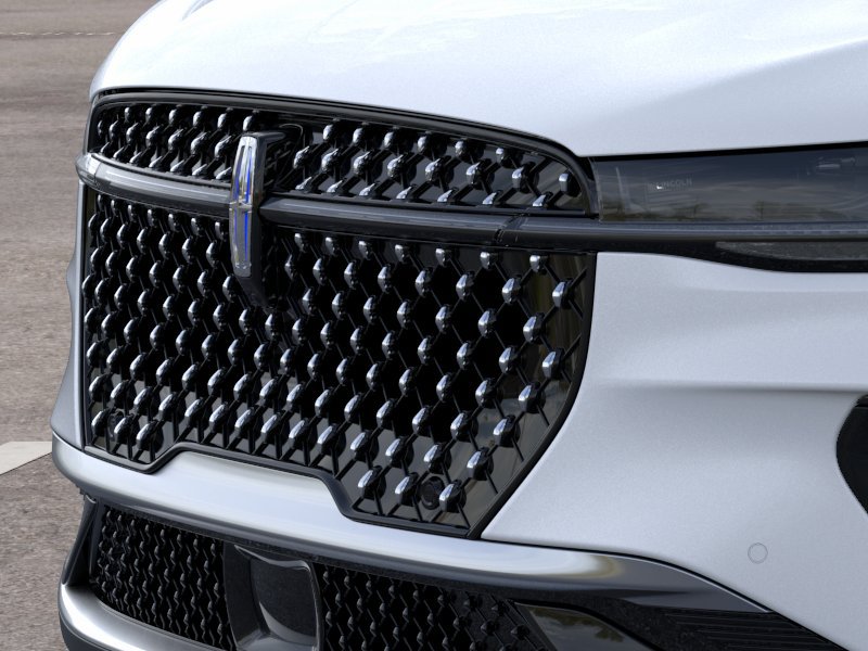 New 2026 Lincoln Nautilus Premier AWD/4WD image 17