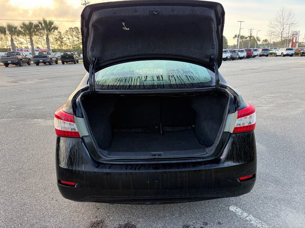 Used 2015 Nissan Sentra S FWD image 5