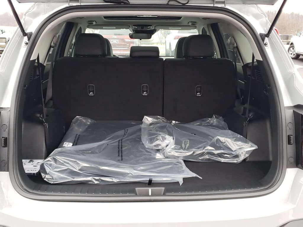 New 2026 Kia Sorento S w/ S Panoramic Sunroof Package FWD image 7