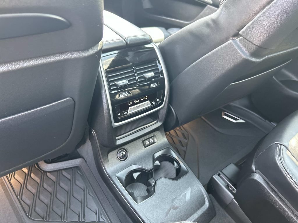 Used 2021 BMW X7 M50i AWD/4WD image 26