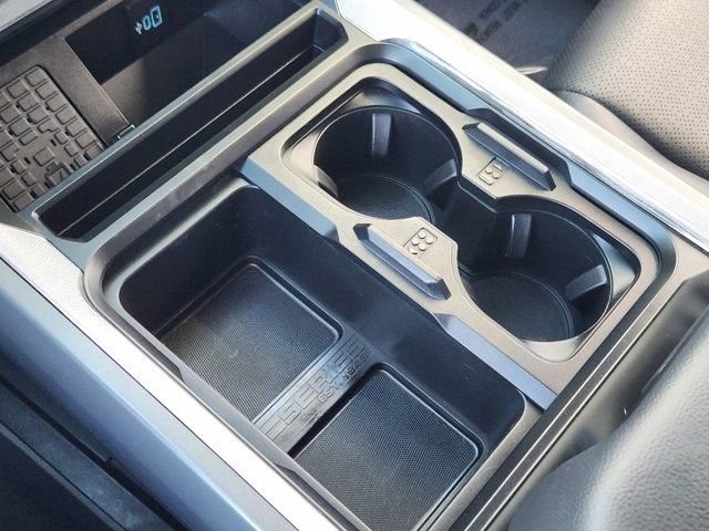 Used 2025 Ford F250 Lariat w/ FX4 Off-Road Package image 23