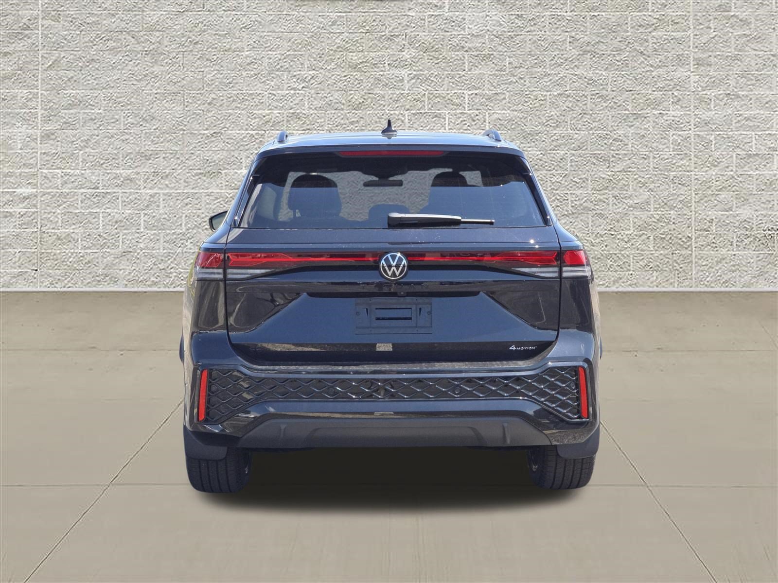 New 2026 Volkswagen Tiguan SE R-Line AWD/4WD image 6