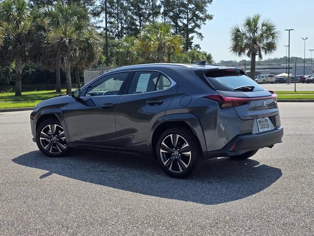 Used 2025 Lexus UX 300h AWD w/ Cold Area Package image 4