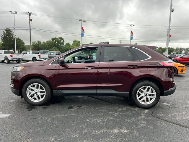 Used 2024 Ford Edge SEL w/ Convenience Package AWD/4WD image 4