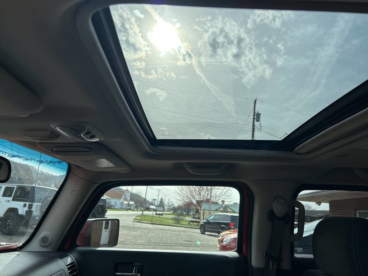 Used 2009 HUMMER H3 image 10