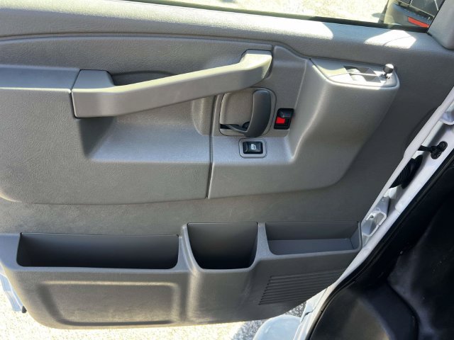 Used 2025 Chevrolet Express 2500 w/ Driver Convenience Package RWD image 17