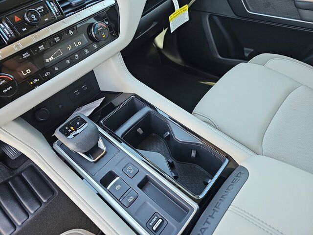 New 2026 Nissan Pathfinder SL FWD image 25