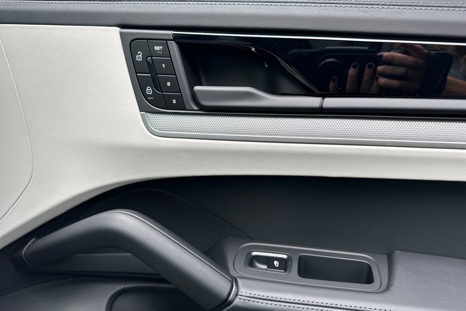 New 2026 Porsche Cayenne Coupe image 20