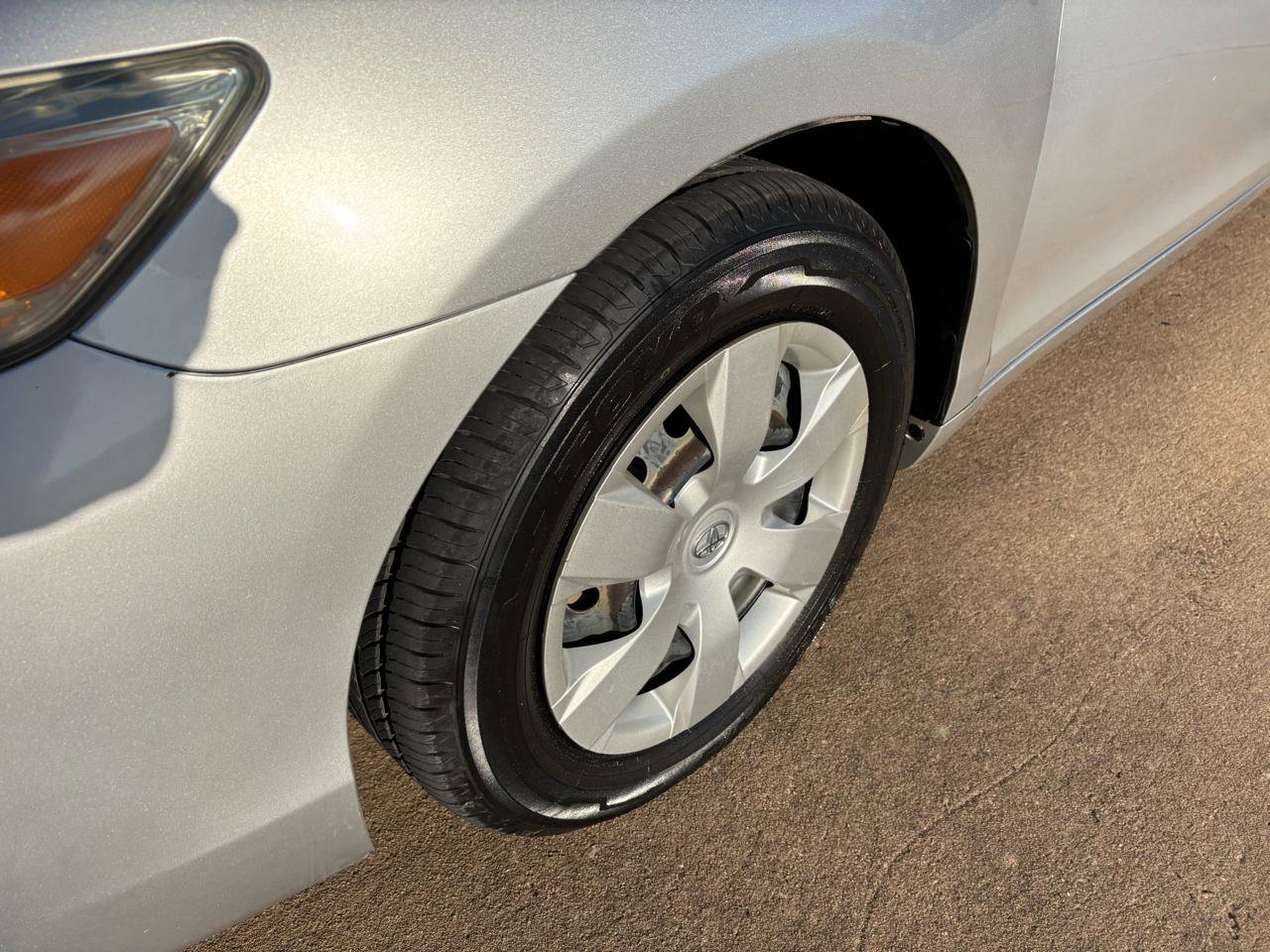 Used 2010 Toyota Camry image 20