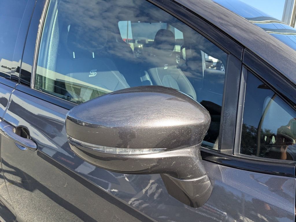 Used 2021 Chrysler Pacifica Touring w/ S Appearance Package image 12