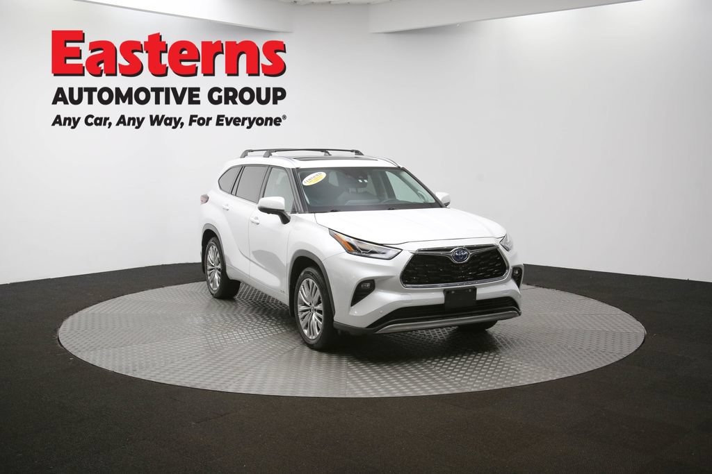 Used 2024 Toyota Highlander Platinum AWD/4WD image 56