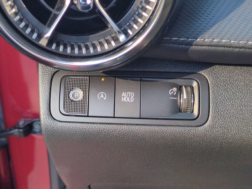 New 2027 Chevrolet Equinox LT w/ Convenience Package II FWD image 23