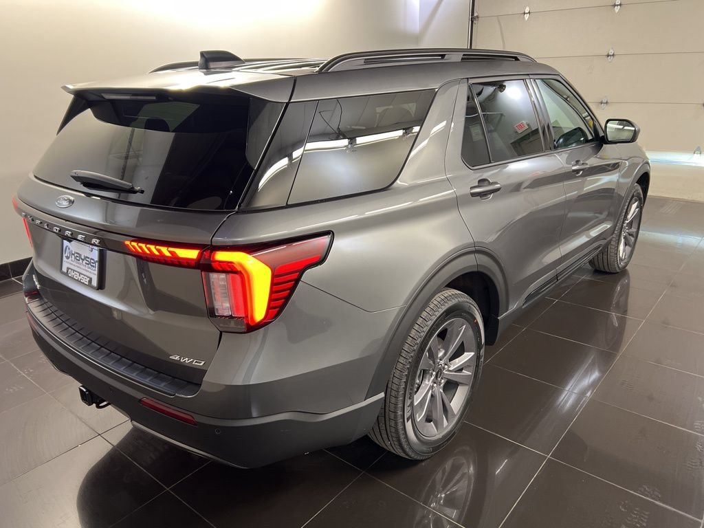 New 2026 Ford Explorer Active w/ Active Comfort Package AWD/4WD image 6