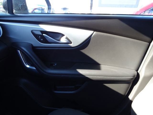 Used 2019 Chevrolet Blazer LT image 8