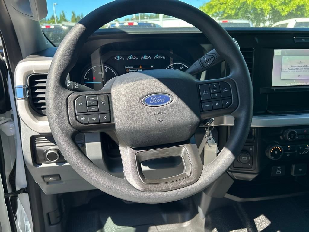 New 2025 Ford F550 4x4 SuperCab Super Duty image 17