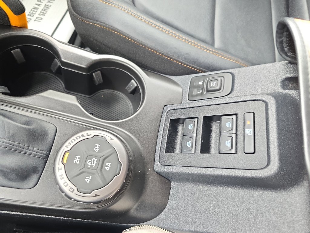 Used 2023 Ford Bronco Badlands w/ Sasquatch Package image 33