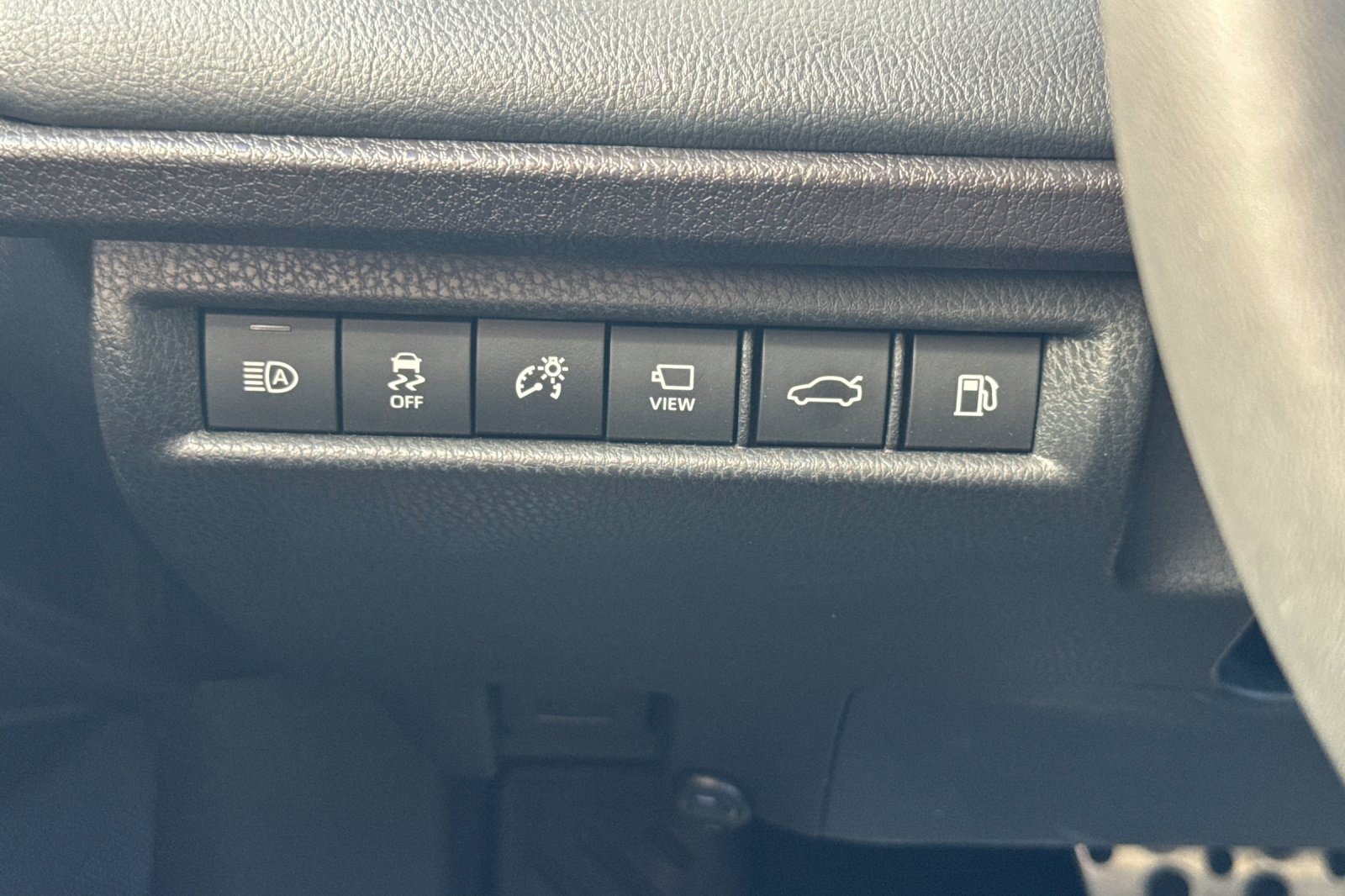 Used 2025 Toyota Camry XSE w/ Premium Plus Package FWD image 36