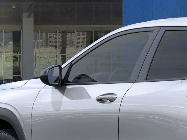 New 2026 Chevrolet Trax RS FWD image 12