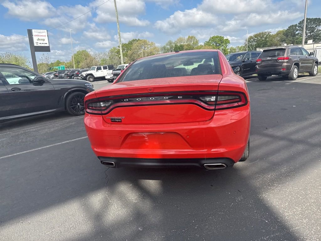 Used 2021 Dodge Charger SXT w/ Cold Weather Package image 10