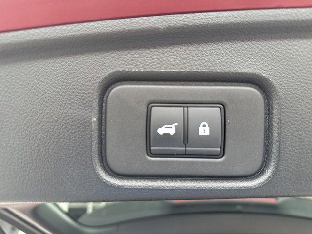 Used 2024 Nissan Pathfinder Platinum w/ Black Appearance Package image 37