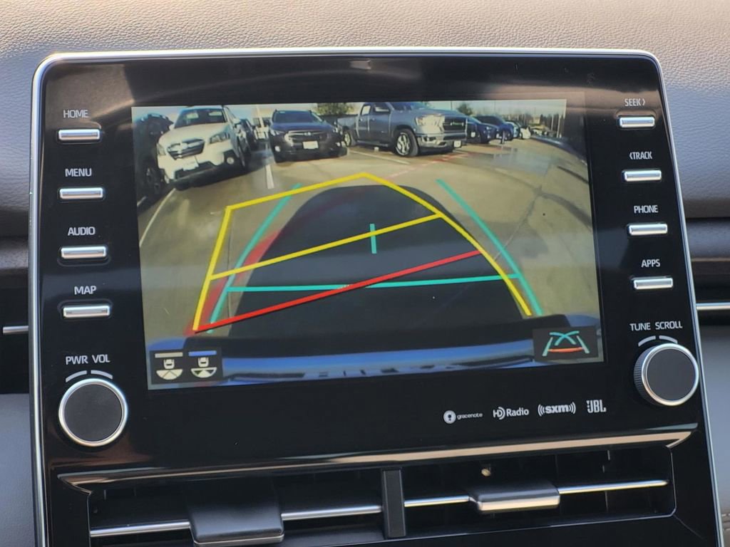 Used 2021 Toyota Avalon Limited image 24