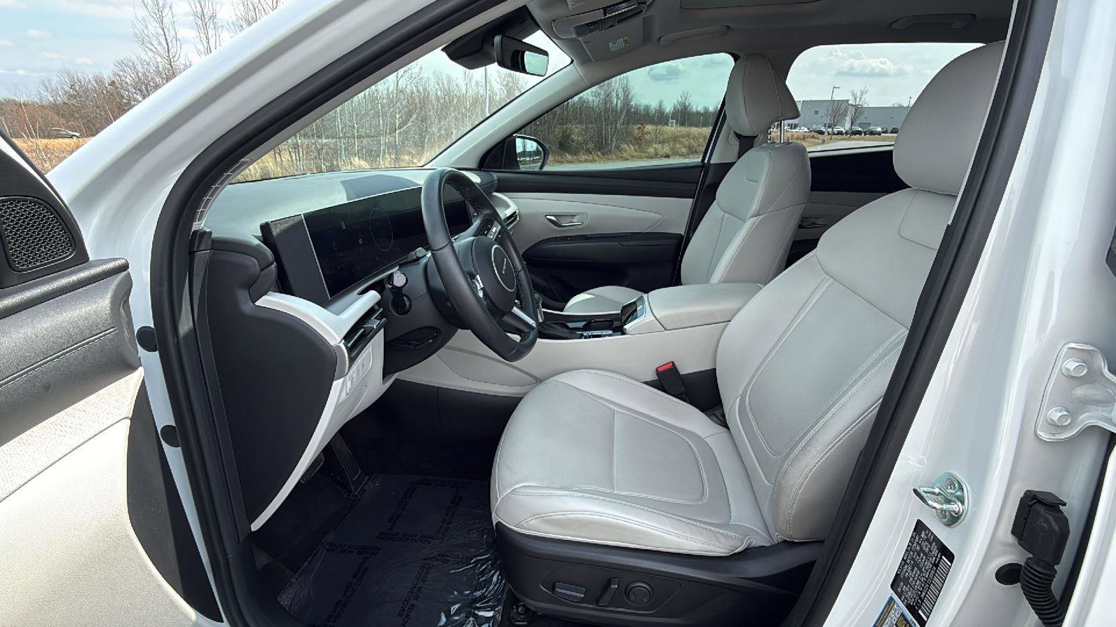 Used 2025 Hyundai Tucson SEL image 25