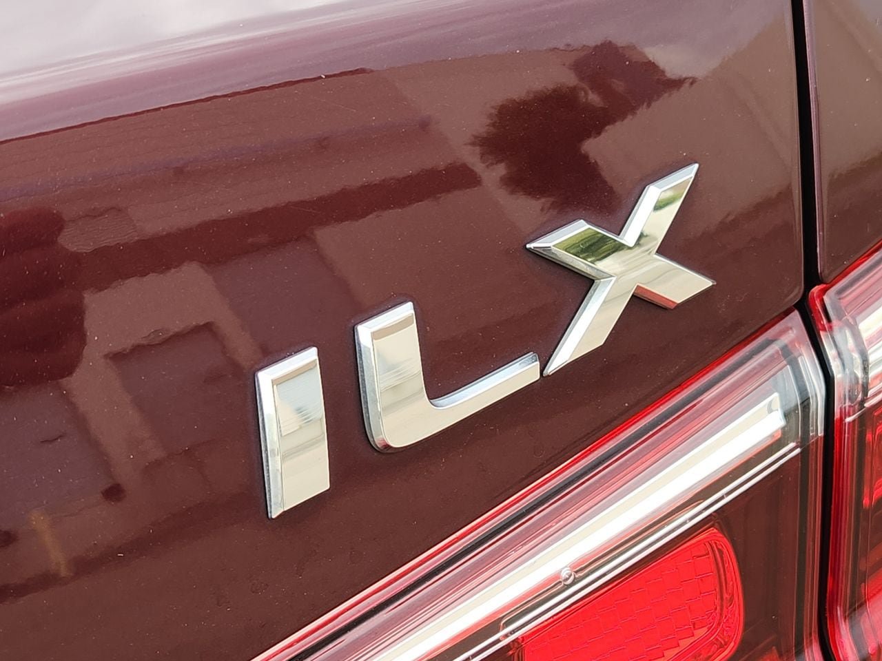 Used 2016 Acura ILX w/ Technology Plus Package FWD image 9