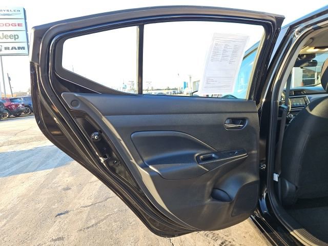 Used 2024 Nissan Versa SV w/ Trunk Package image 18