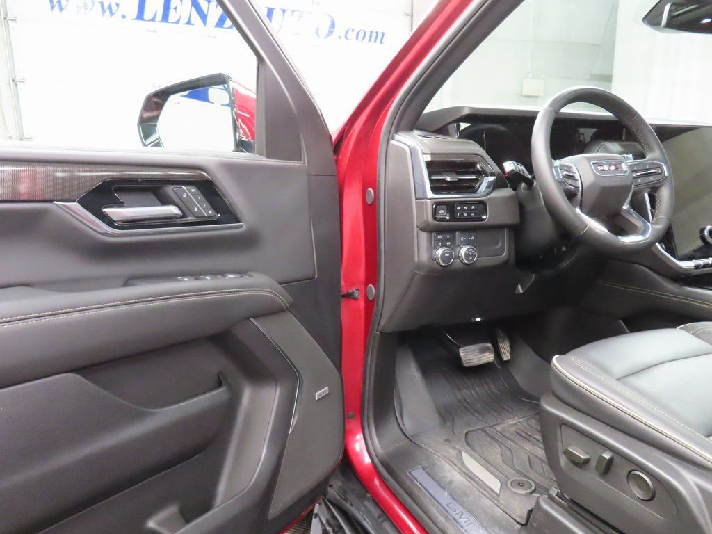 Used 2025 GMC Yukon Elevation w/ LPO, Floor Liner Package image 45