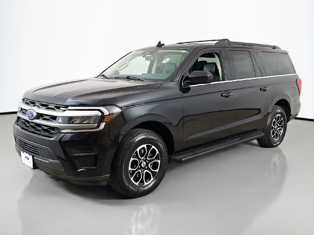 Used 2024 Ford Expedition Max XLT AWD/4WD image 9