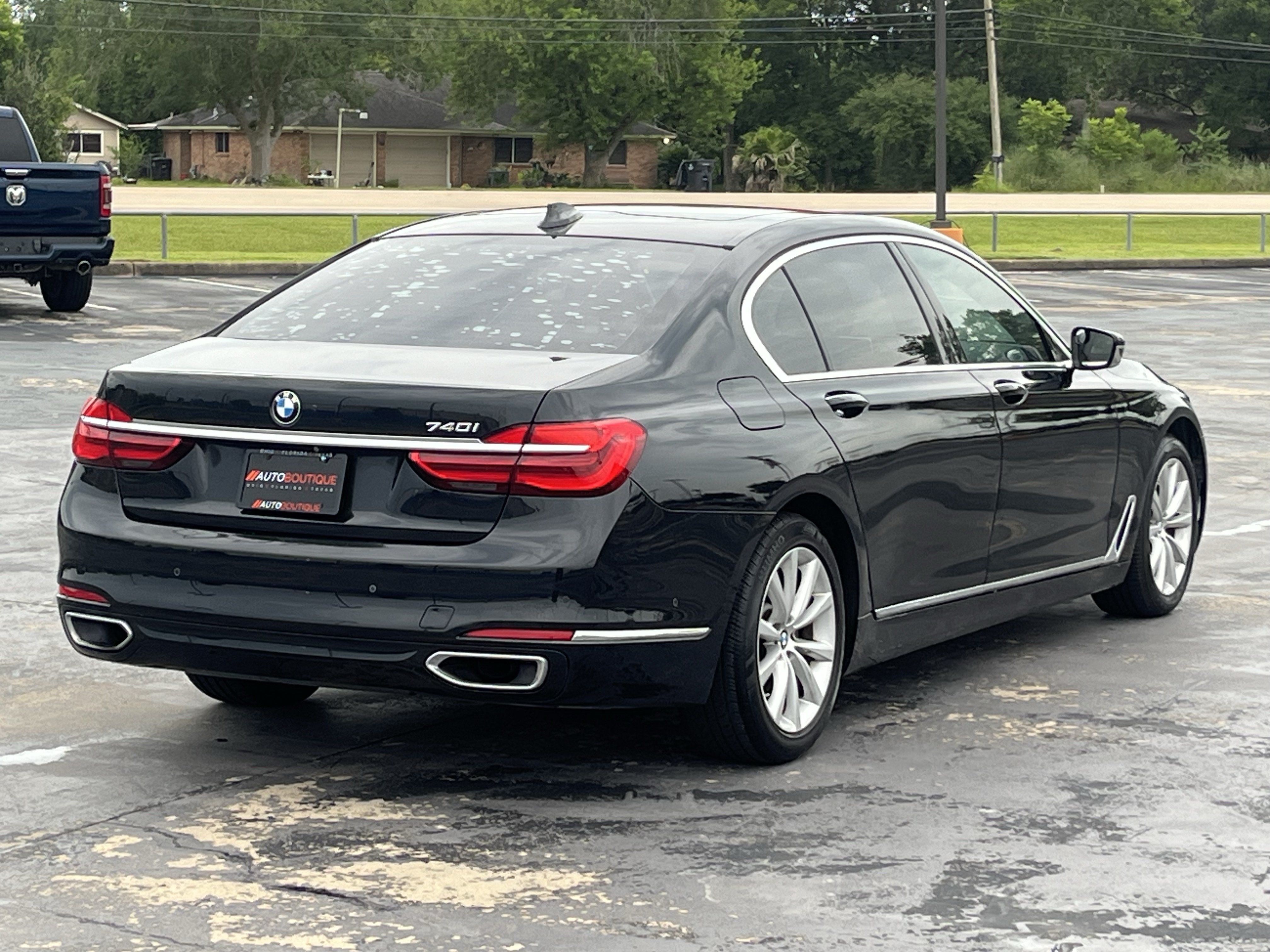 Used 2018 BMW 740i RWD image 10