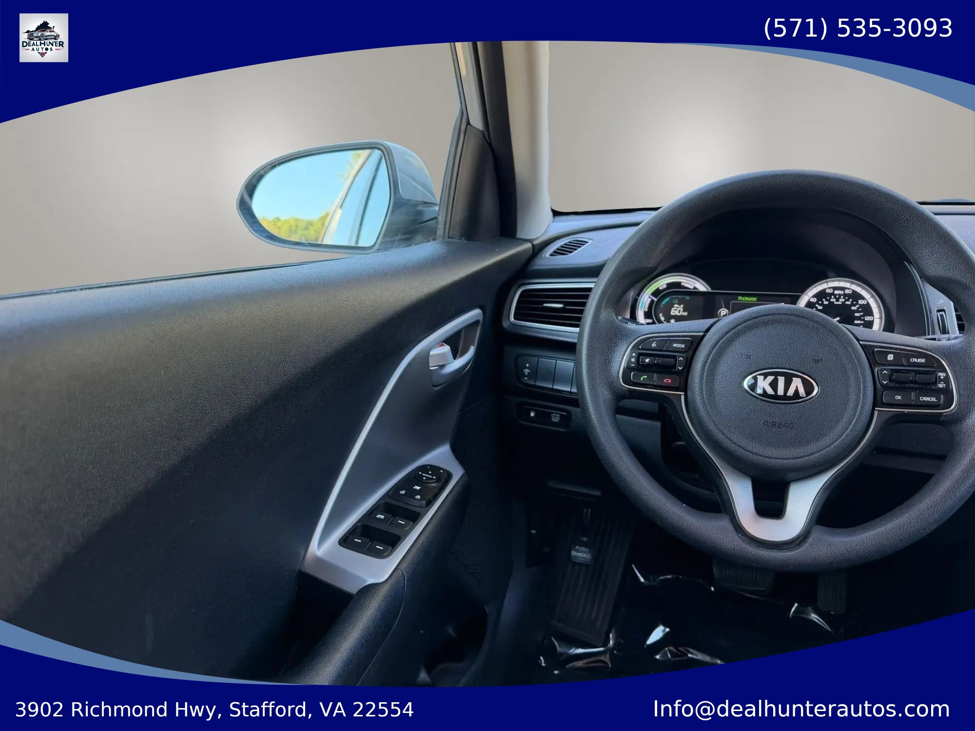 Used 2017 Kia Niro LX FWD image 31