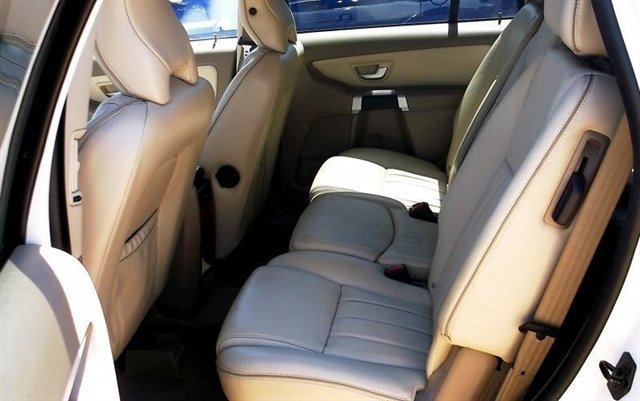 Used 2011 Volvo XC90 V8 AWD/4WD image 8