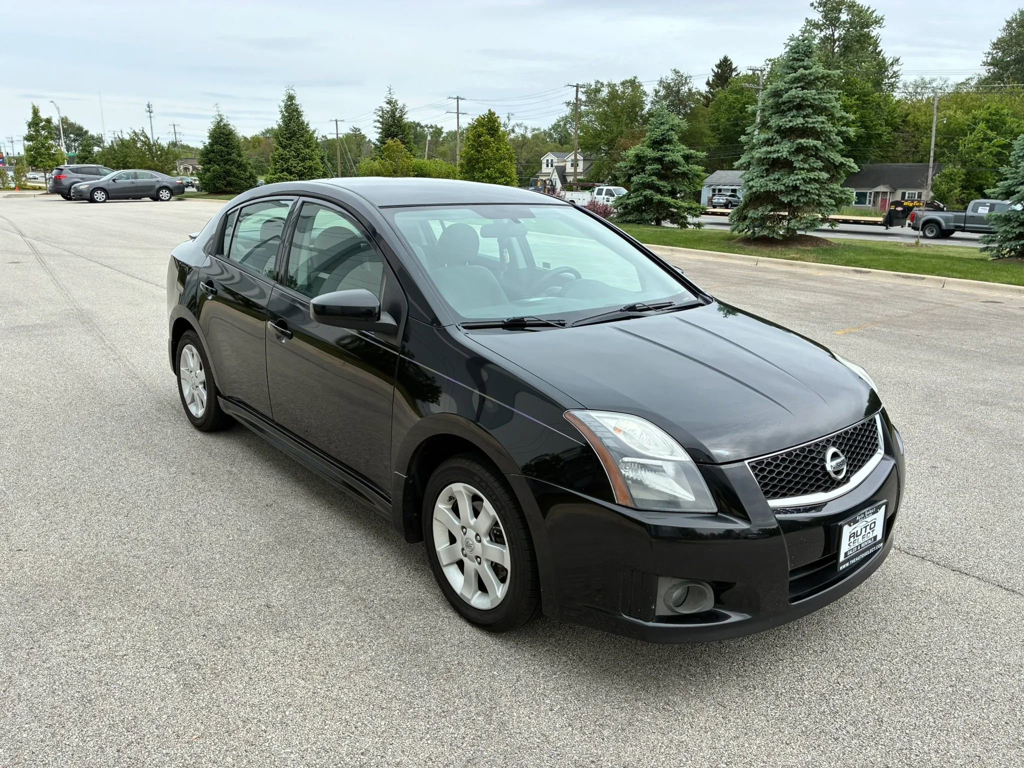 Used 2011 Nissan Sentra 2.0 SR FWD image 3