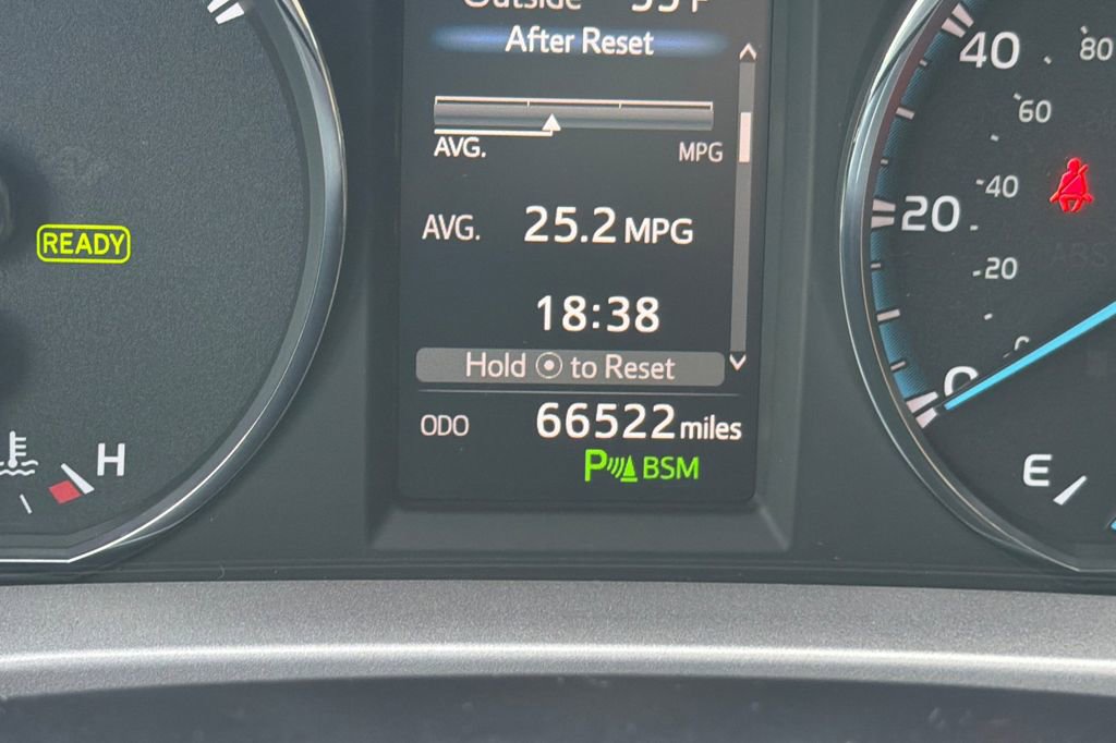 Used 2018 Toyota RAV4 Limited w/ Advanced Technology Package image 26